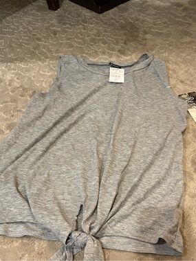 NWT ✨ Revelation  Tie-Front Sleeveless Tank Top - Gray size juniors medium